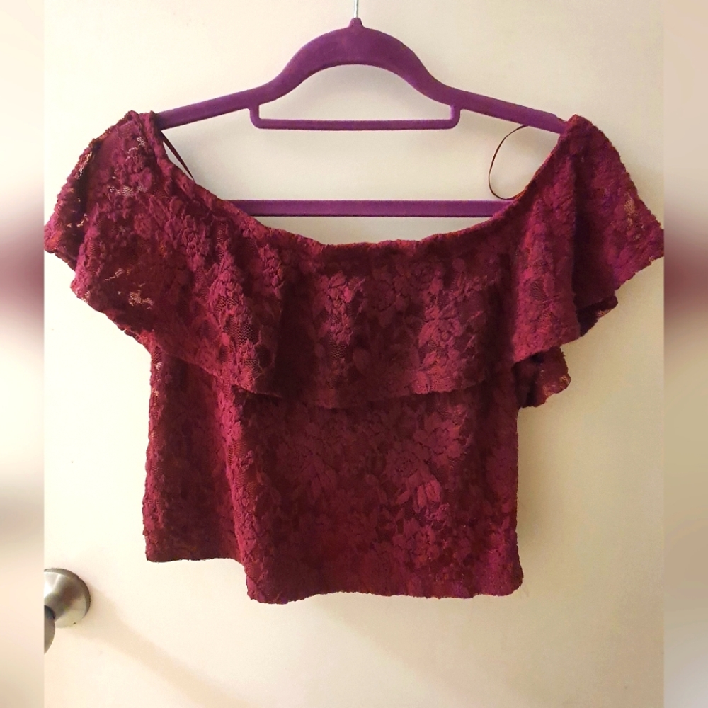 Women's large crop off the shoulder top